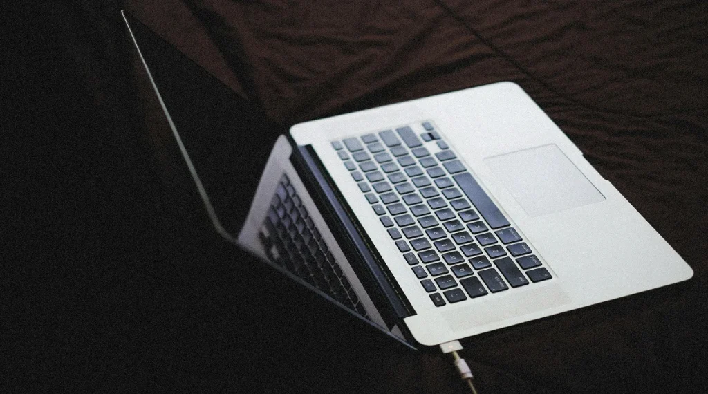 buying a laptop battery life usage portable