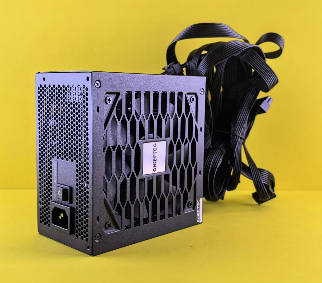 Power supply unit with 80 Plus certification logo