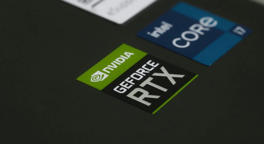 integrated vs dedicated GPU comparison