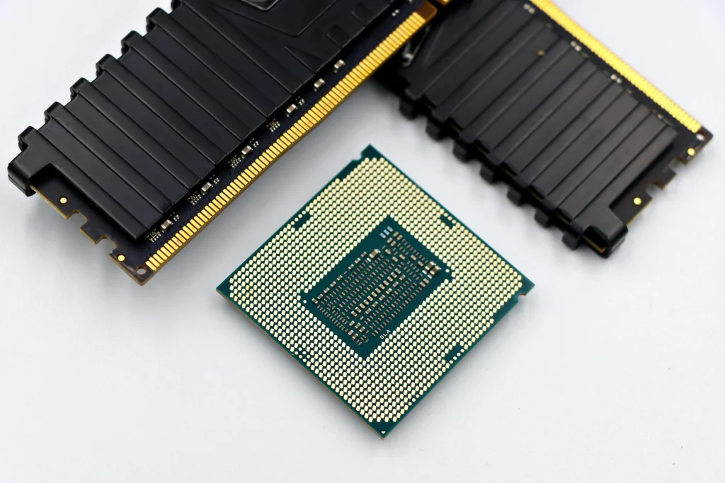 DDR4 and DDR5 RAM modules with price tags