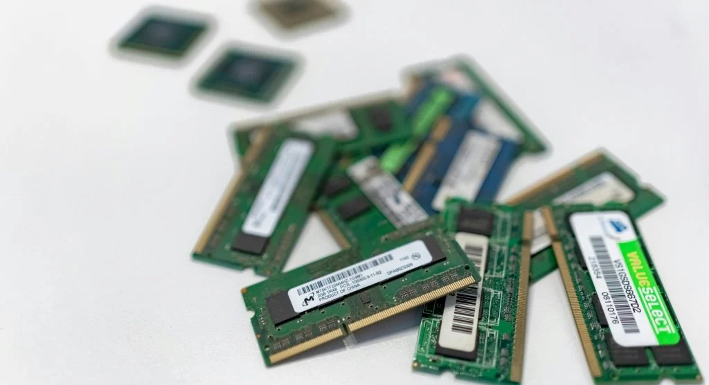 RAM module with memory chips