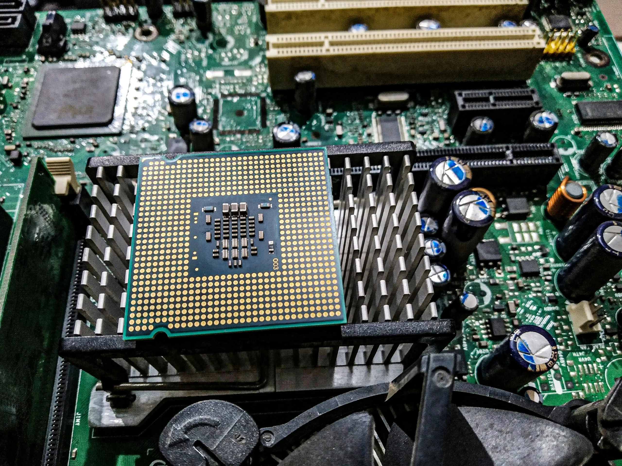 what is a CPU processor on motherboard