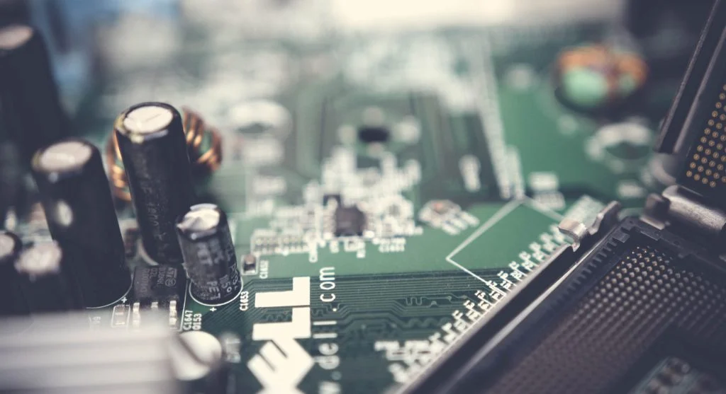 BIOS setup screen with options to configure hardware settings